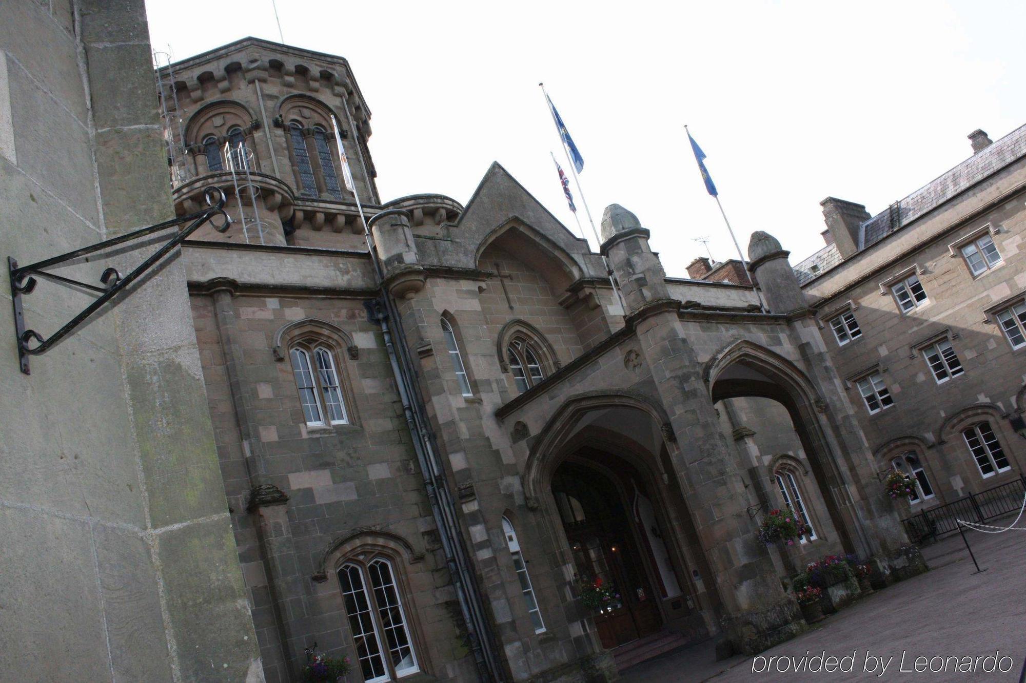 Studley Castle Hotell Eksteriør bilde